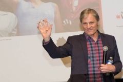 17-Viggo-Mortensen-recoit-un-coeur-de-cristal-dhonneur