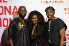 15-mars-Le-realisateur-Nganji-Mutiri-lactrice-Babetida-Sadjo-et-lacteur-Edson-Anibal-pour-Juwaa