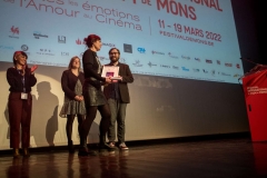 19-mars-Le-Prix-de-la-presse-UCC-UPCB-pour-le-court-metrage-Ligie-remis-a-la-productrice-Cassandre-Warnauts