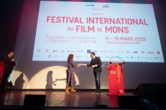19-mars-Le-Prix-du-Public-Francophone-TV5-Monde-pour-Rose-dAurelie-Saada
