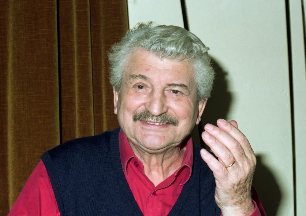 1994 - Yves Robert